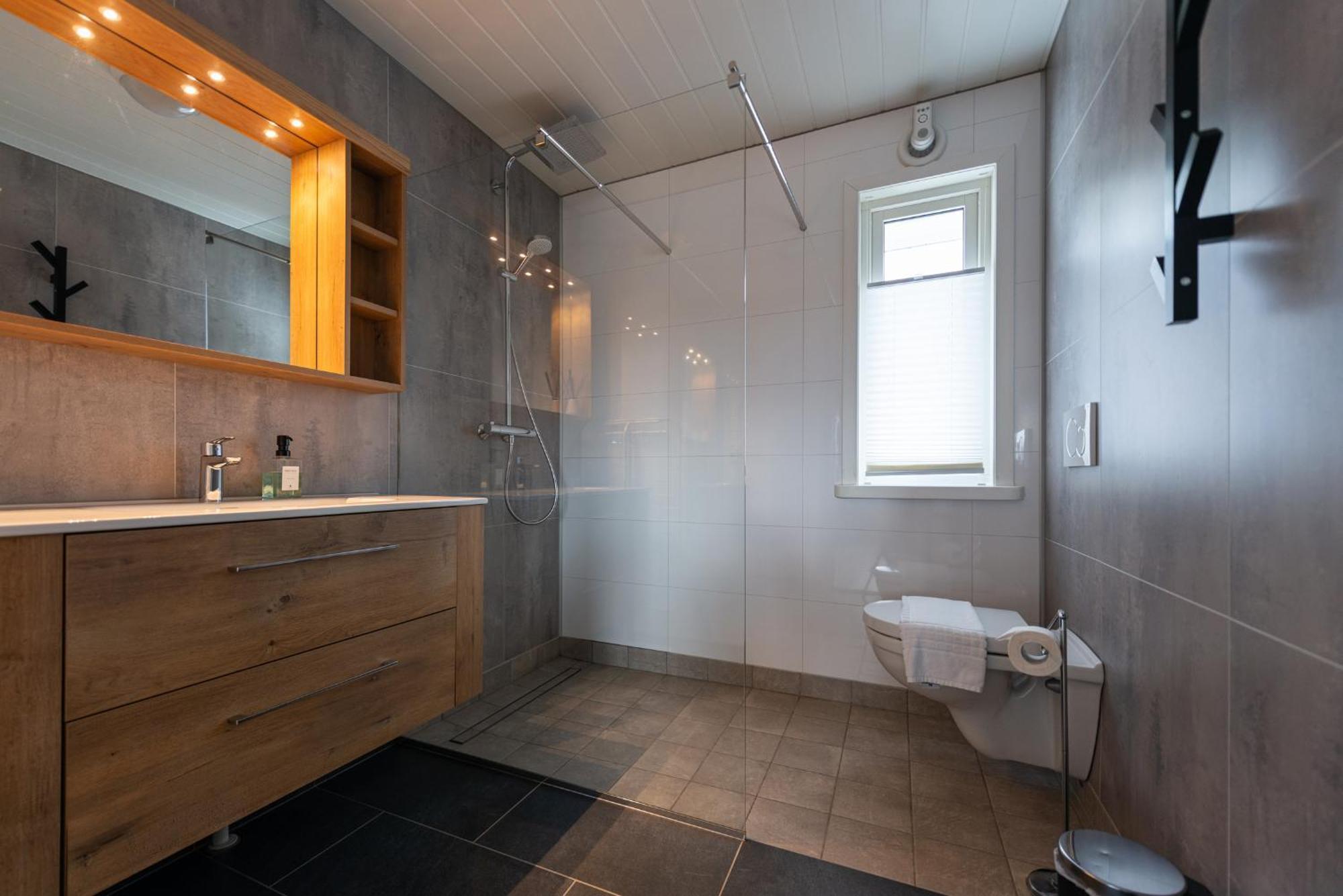 Lofotlove Apartments - Modern And Comfy Apartments Close To Nature Sørvågen Esterno foto